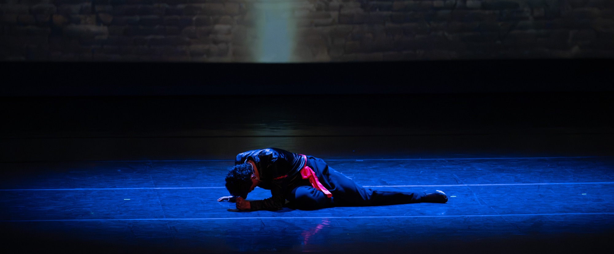 Stage performance — Nathan Murset